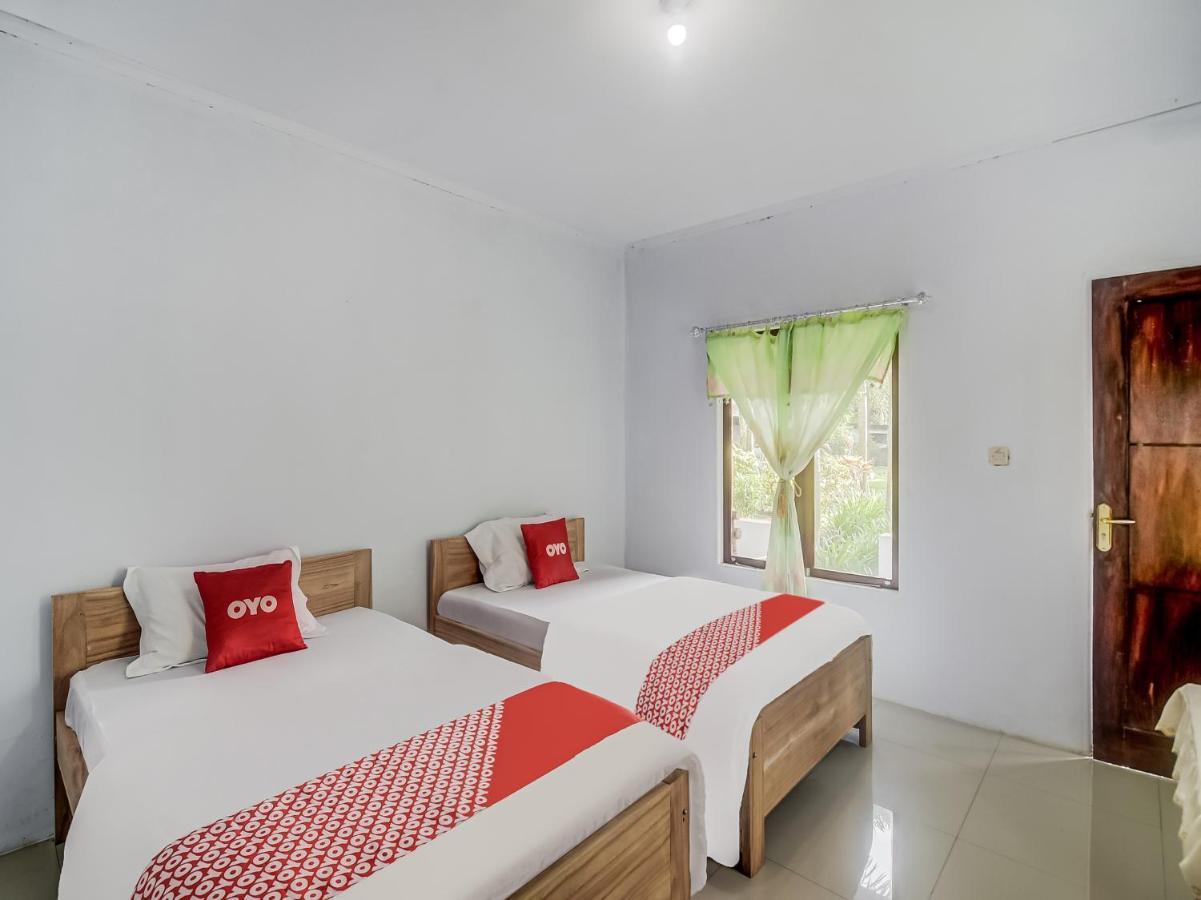 Oyo 90988 Tangkoko Jungle Homestay Rinondoran Dış mekan fotoğraf