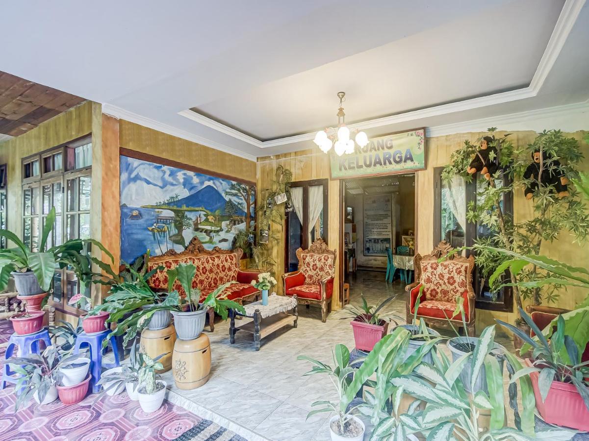Oyo 90988 Tangkoko Jungle Homestay Rinondoran Dış mekan fotoğraf