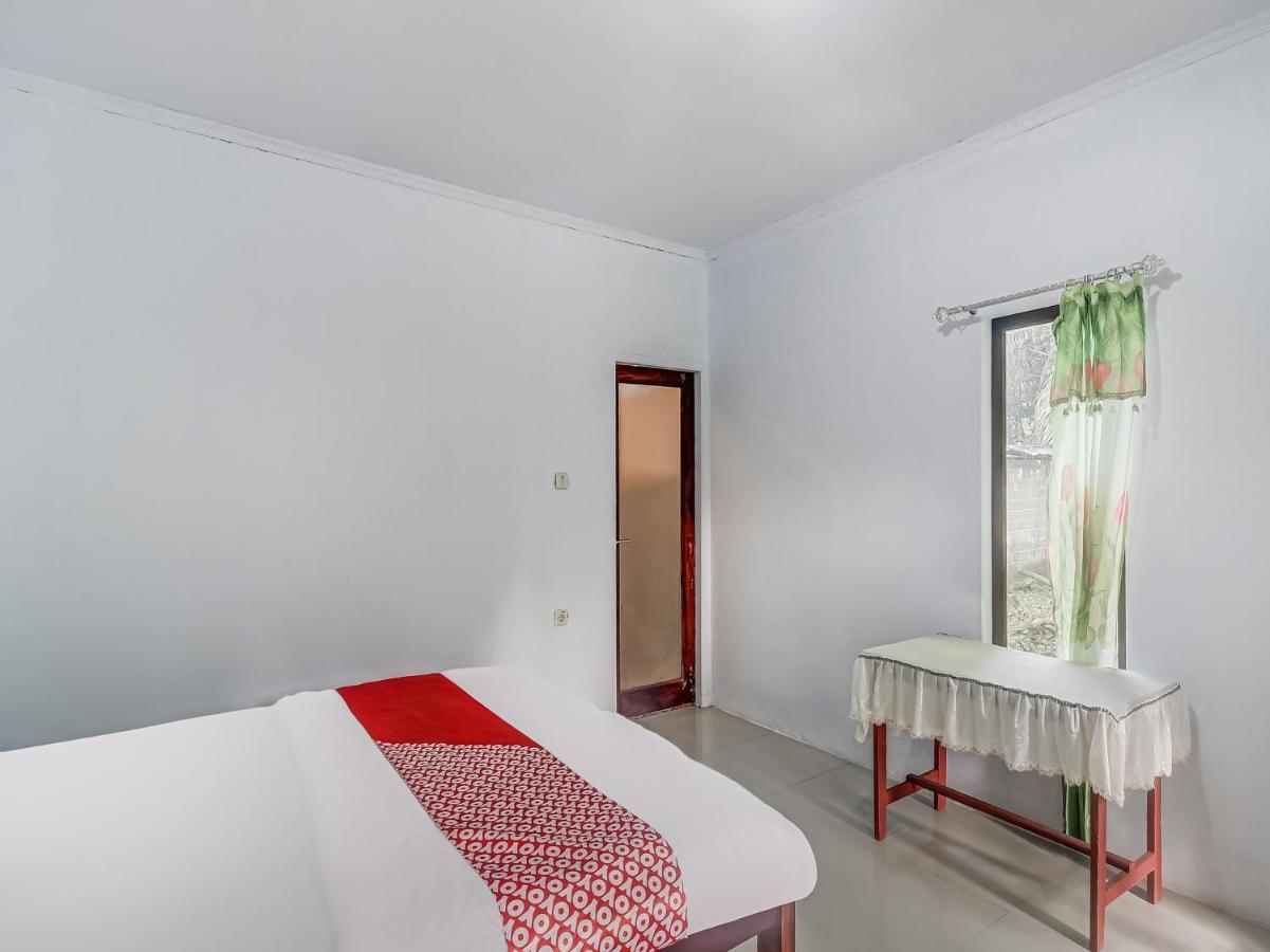 Oyo 90988 Tangkoko Jungle Homestay Rinondoran Dış mekan fotoğraf